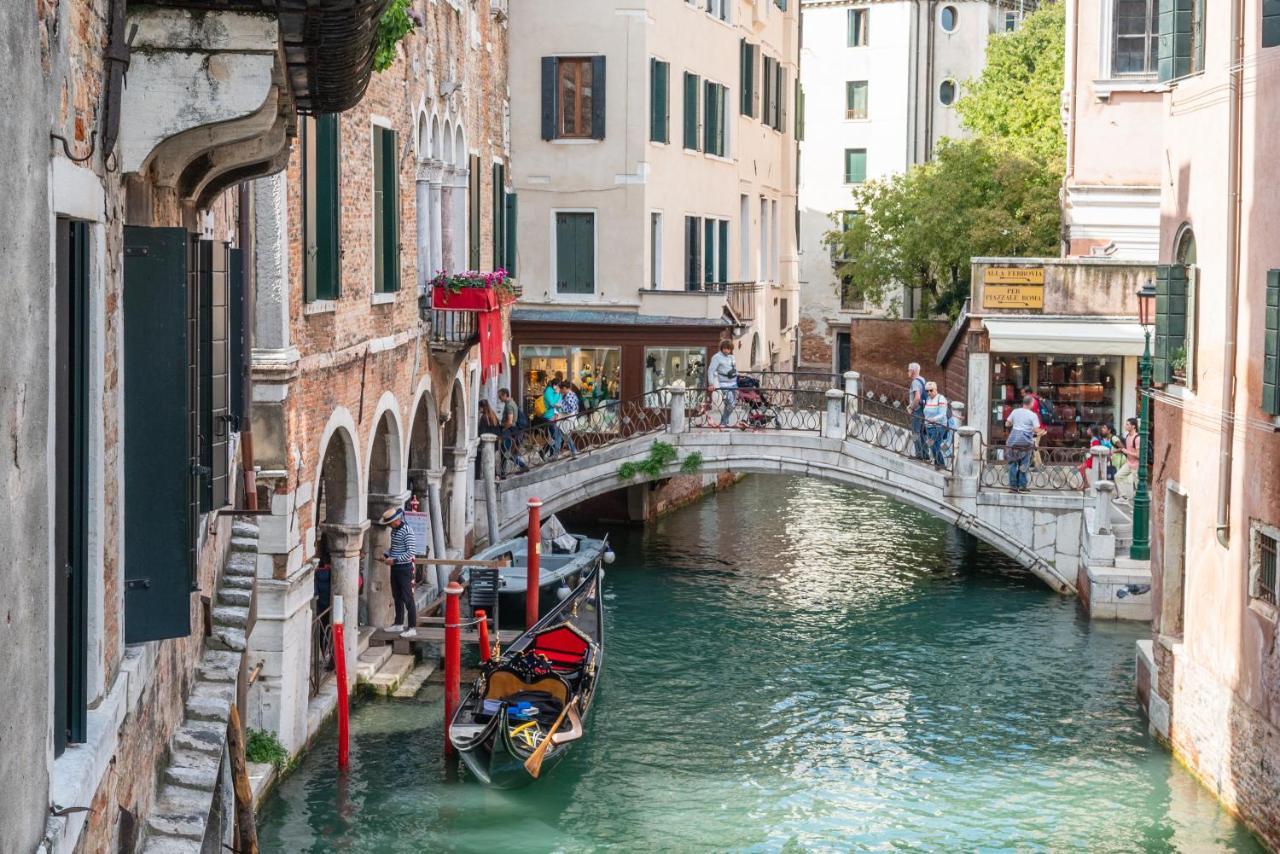 Hotel Al Sotoportego Venedig Exterior foto
